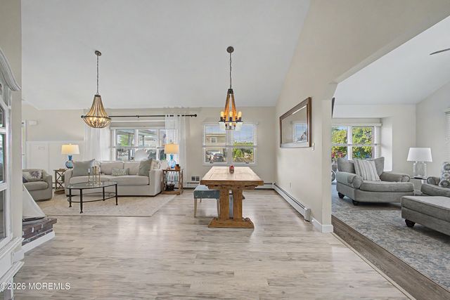 212 Riviera Drive, Toms River, NJ 08753