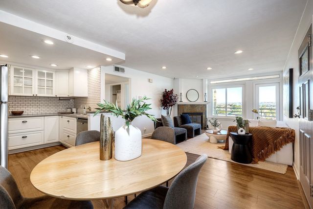 4402 Mentone St 304, San Diego, CA 92107