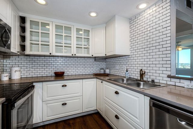 4402 Mentone St 304, San Diego, CA 92107