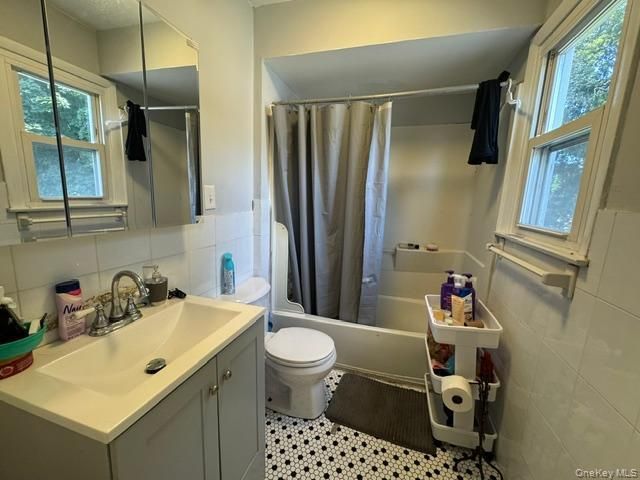325 West Street, Newburgh, NY 12550