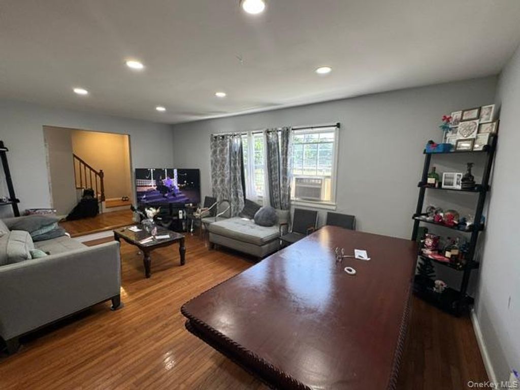 325 West Street, Newburgh, NY 12550 — photo 4