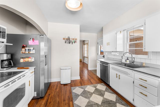 849 S Santa Fe Ave., Salina, KS 67401