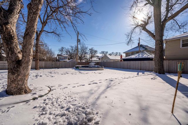 849 S Santa Fe Ave., Salina, KS 67401