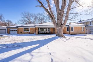 849 S Santa Fe Ave., Salina, KS 67401