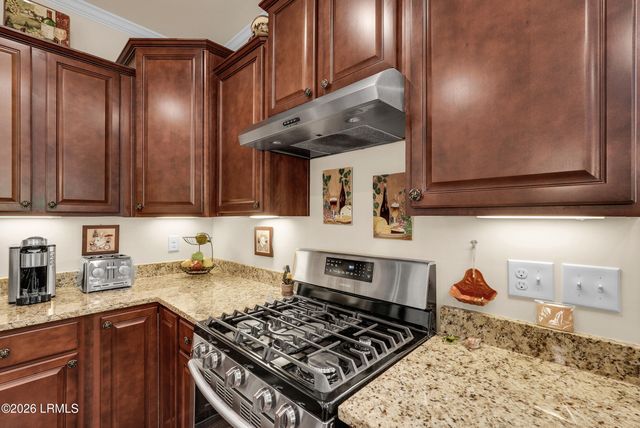 895 Knollwood Court, Okatie, SC 29909