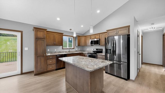 2846 20th Avenue SE, Rochester, MN 55904