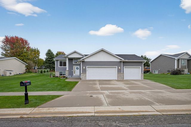 2846 20th Avenue SE, Rochester, MN 55904