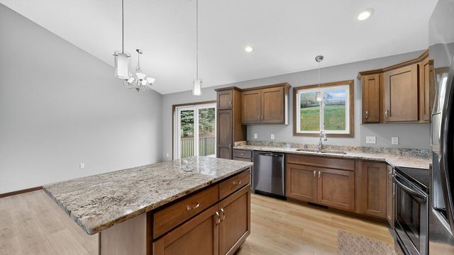 2846 20th Avenue SE, Rochester, MN 55904