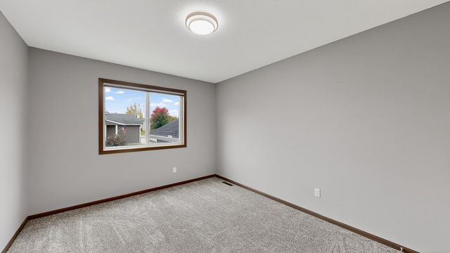 2846 20th Avenue SE, Rochester, MN 55904