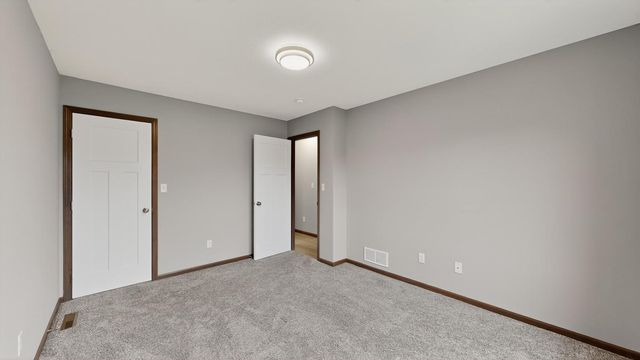 2846 20th Avenue SE, Rochester, MN 55904