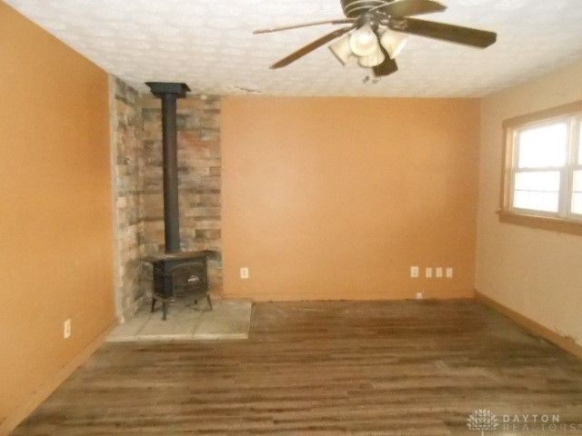 325 Larchmont Avenue, Springfield, OH 45503