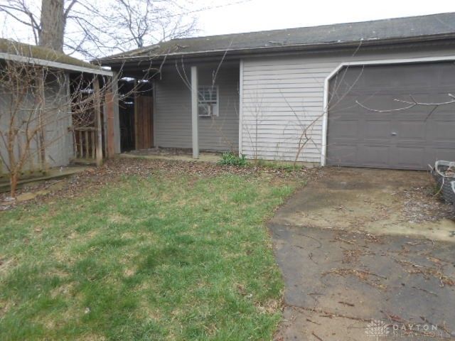 325 Larchmont Avenue, Springfield, OH 45503