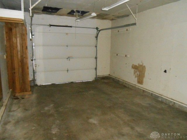 325 Larchmont Avenue, Springfield, OH 45503