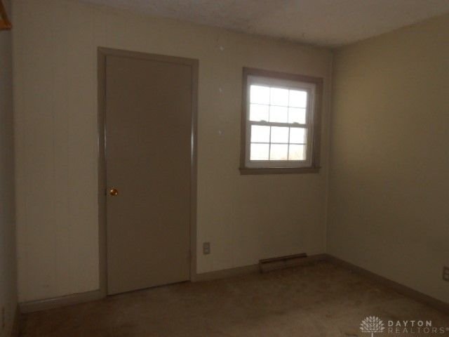 325 Larchmont Avenue, Springfield, OH 45503