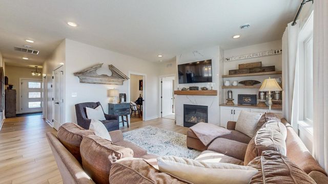 1383 Falstone Alcove NE, Byron, MN 55920
