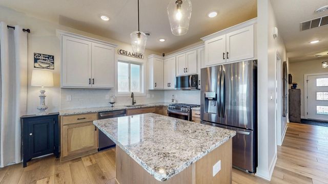 1383 Falstone Alcove NE, Byron, MN 55920