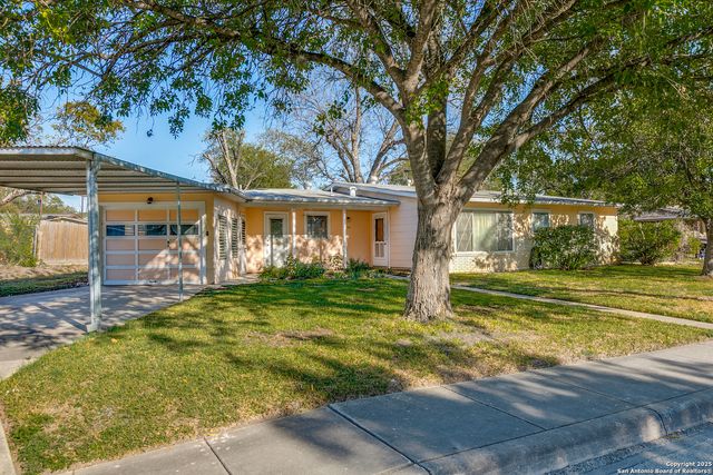 140 Olympia, San Antonio, TX 78201