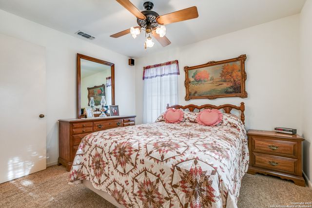 140 Olympia, San Antonio, TX 78201