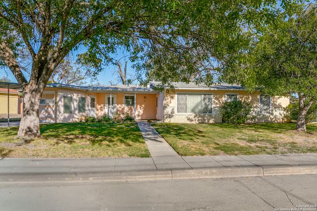 140 Olympia, San Antonio, TX 78201