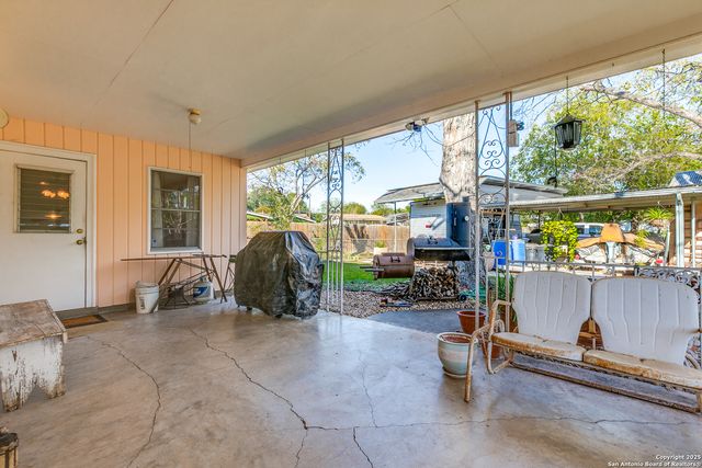 140 Olympia, San Antonio, TX 78201