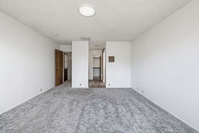 2350 W Avenue M8, Palmdale, CA 93551