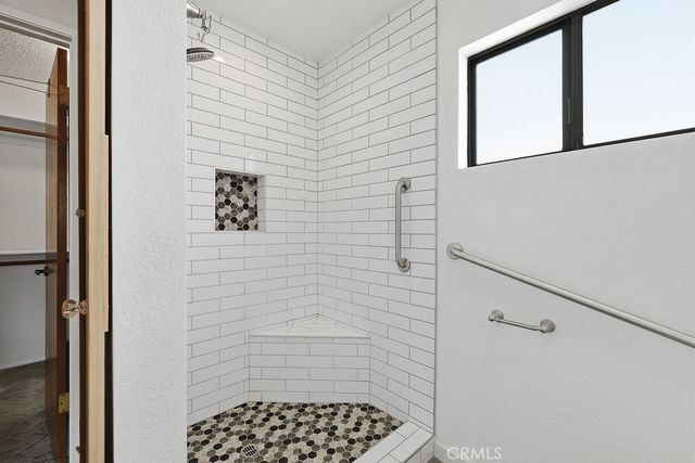 2350 W Avenue M8, Palmdale, CA 93551