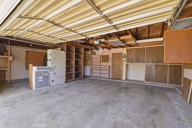 2350 W Avenue M8, Palmdale, CA 93551