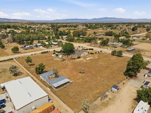 2350 W Avenue M8, Palmdale, CA 93551