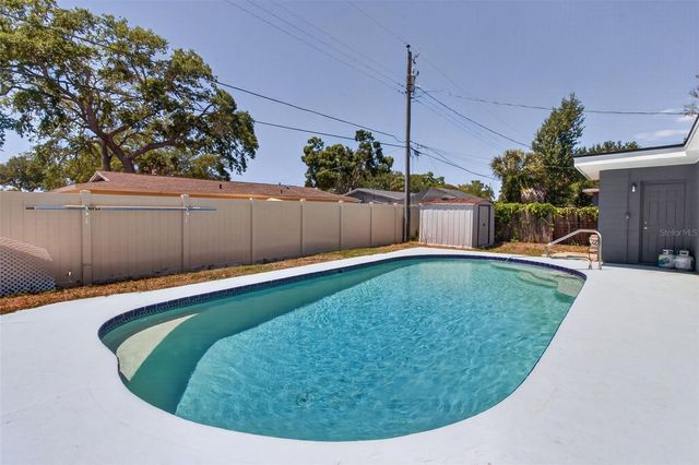 7772 90TH WAY, Seminole, FL 33777