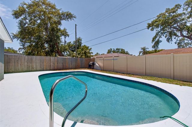 7772 90TH WAY, Seminole, FL 33777