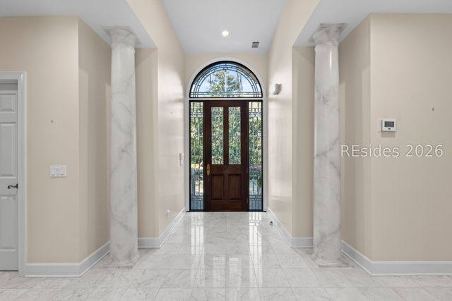 351 Long Cove Dr, Hilton Head Island, SC 29928