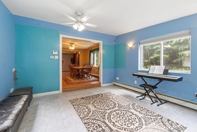 109 Main Street, Raymond, NH 03077