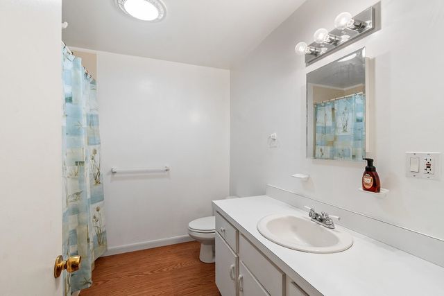 109 Main Street, Raymond, NH 03077