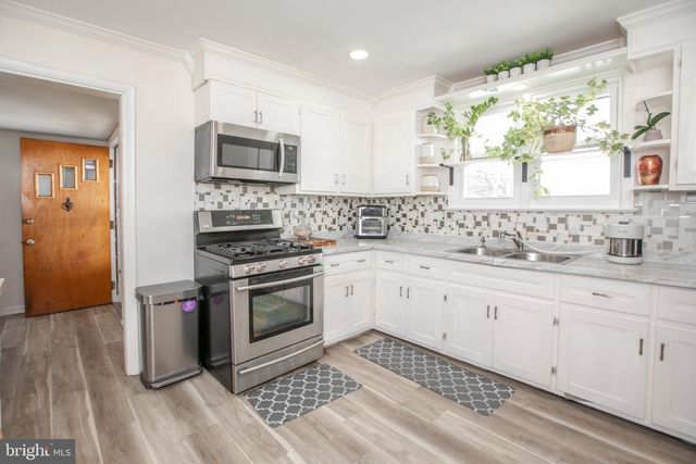 2220 SPRUCE ST, Ewing, NJ 08638