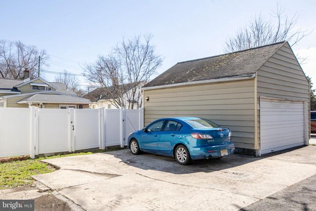 2220 SPRUCE ST, Ewing, NJ 08638