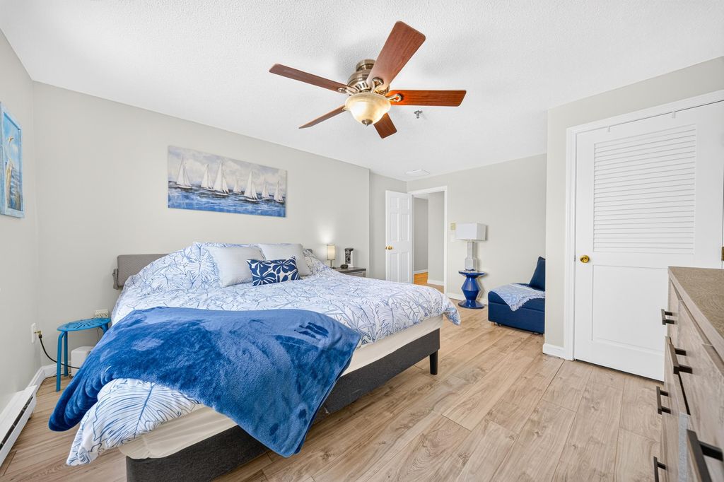 Image 22 of property listing at 421 Ocean Blvd Unit 4S, Hampton, NH 03842