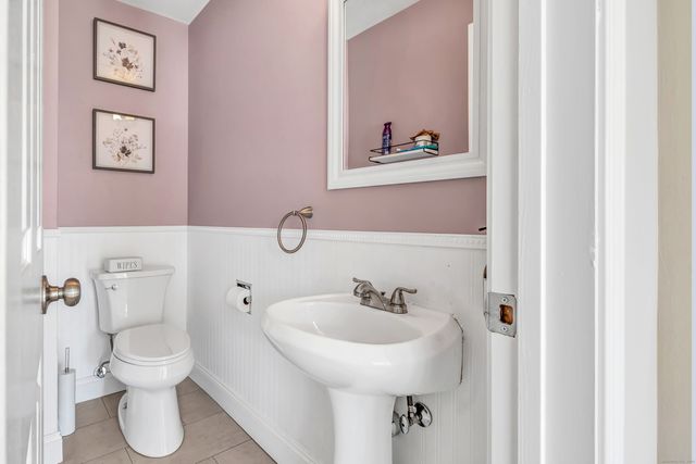 2612 North Avenue C1, Bridgeport, CT 06604