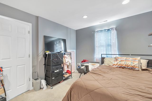 2612 North Avenue C1, Bridgeport, CT 06604