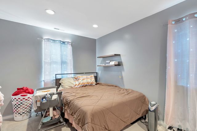 2612 North Avenue C1, Bridgeport, CT 06604