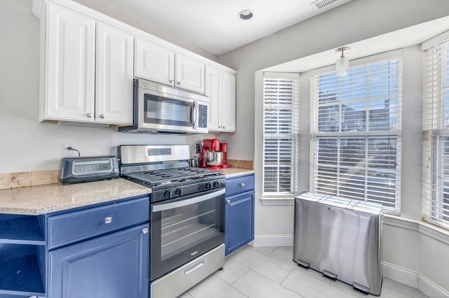 2612 North Avenue C1, Bridgeport, CT 06604