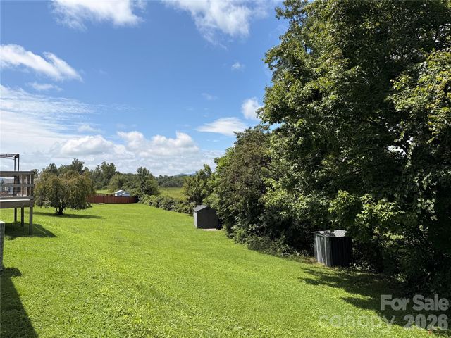 166 Albert Drive, Flat Rock, NC 28731