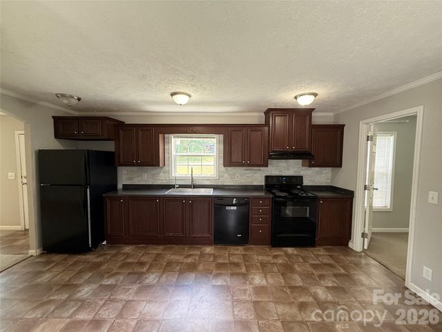 166 Albert Drive, Flat Rock, NC 28731