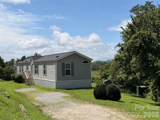 166 Albert Drive, Flat Rock, NC 28731