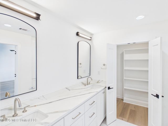 14 Breakers Lane, Ridgeland, MS 39157