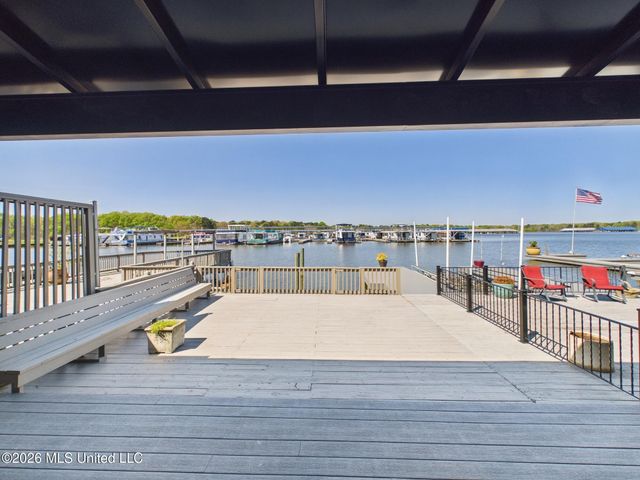 14 Breakers Lane, Ridgeland, MS 39157