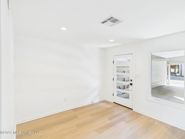 14 Breakers Lane, Ridgeland, MS 39157