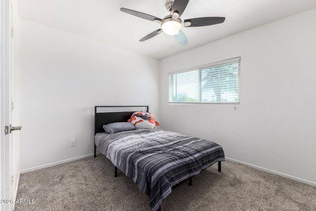 8704 W BLUEFIELD Avenue, Peoria, AZ 85382