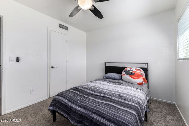 8704 W BLUEFIELD Avenue, Peoria, AZ 85382