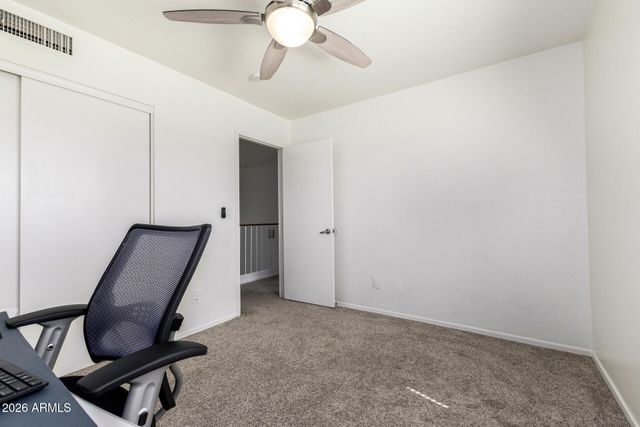 8704 W BLUEFIELD Avenue, Peoria, AZ 85382