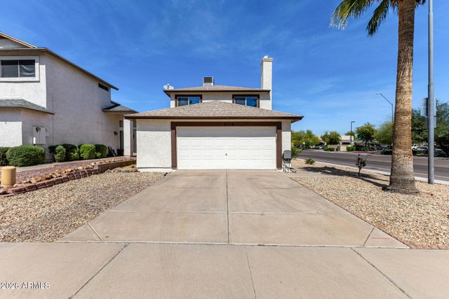 8704 W BLUEFIELD Avenue, Peoria, AZ 85382